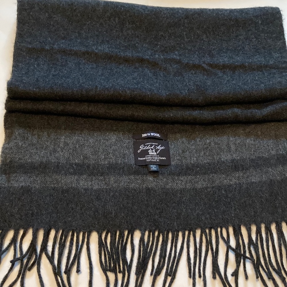 GILDED AGE NEW YORK  GRAY WOOL SCARF 72x15.5” NEW